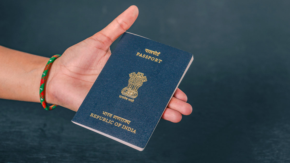 travel with expired passport india